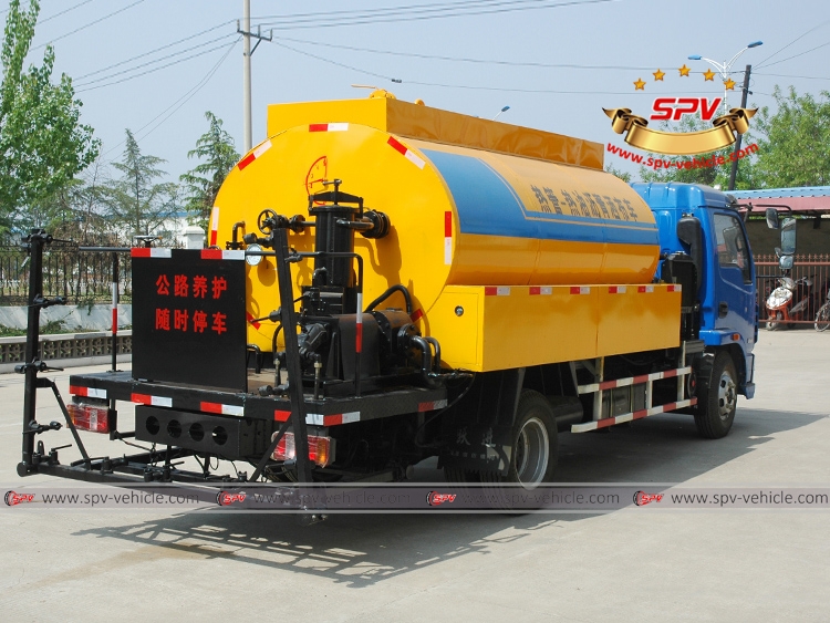 Bitumen Spray Truck IVECO(Yuejin)-RB